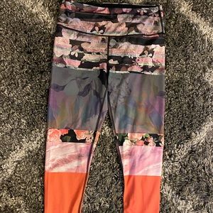 Victoria’s Secret Sport leggings